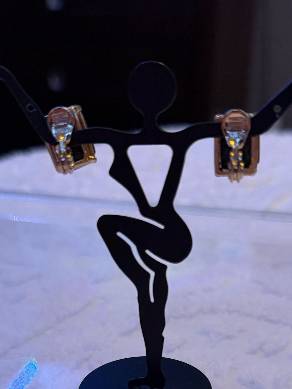 Vintage Camrose & Kross JBK Black Faceted Clip-On Earrings - Picture 6 of 8